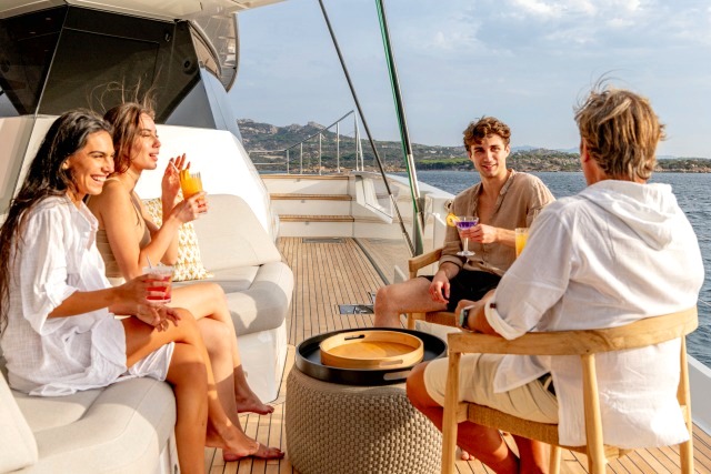 Guests with drinks on the wing